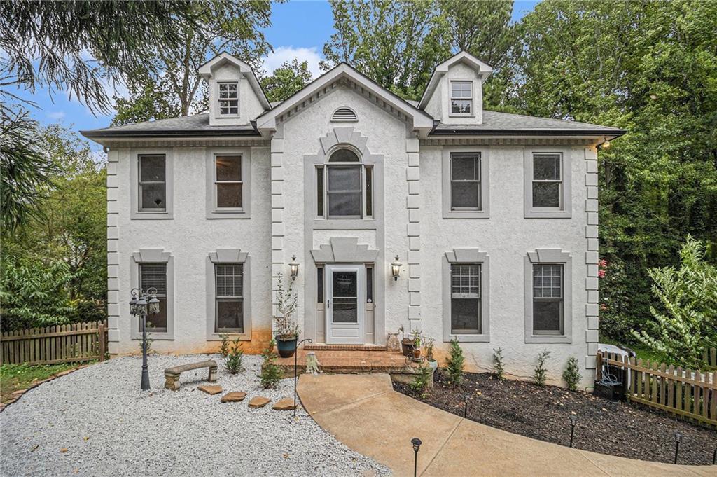 4356 Mikandy Dr., Kennesaw, GA 30144
