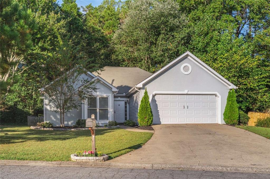1007 Chateau Ln., Smyrna, GA 30082
