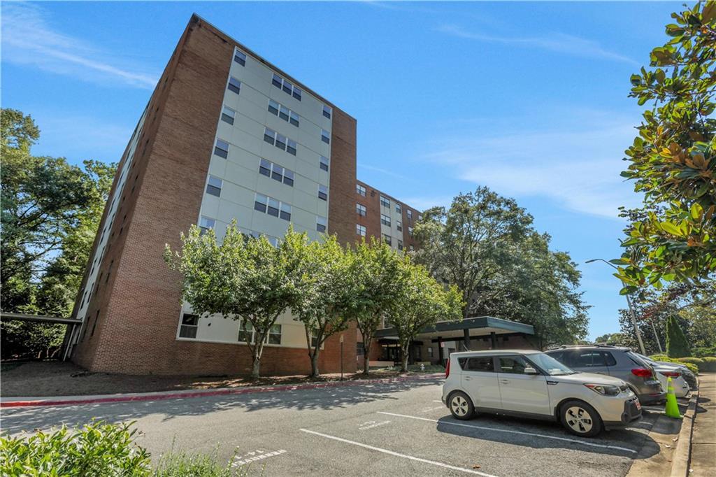 2965 Pharr Court South #809, Atlanta, GA 30305