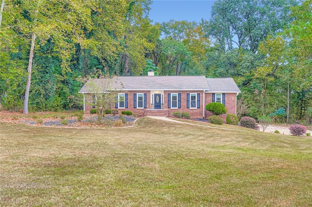 919 Kite Lake Tr., Fayetteville, GA 30214