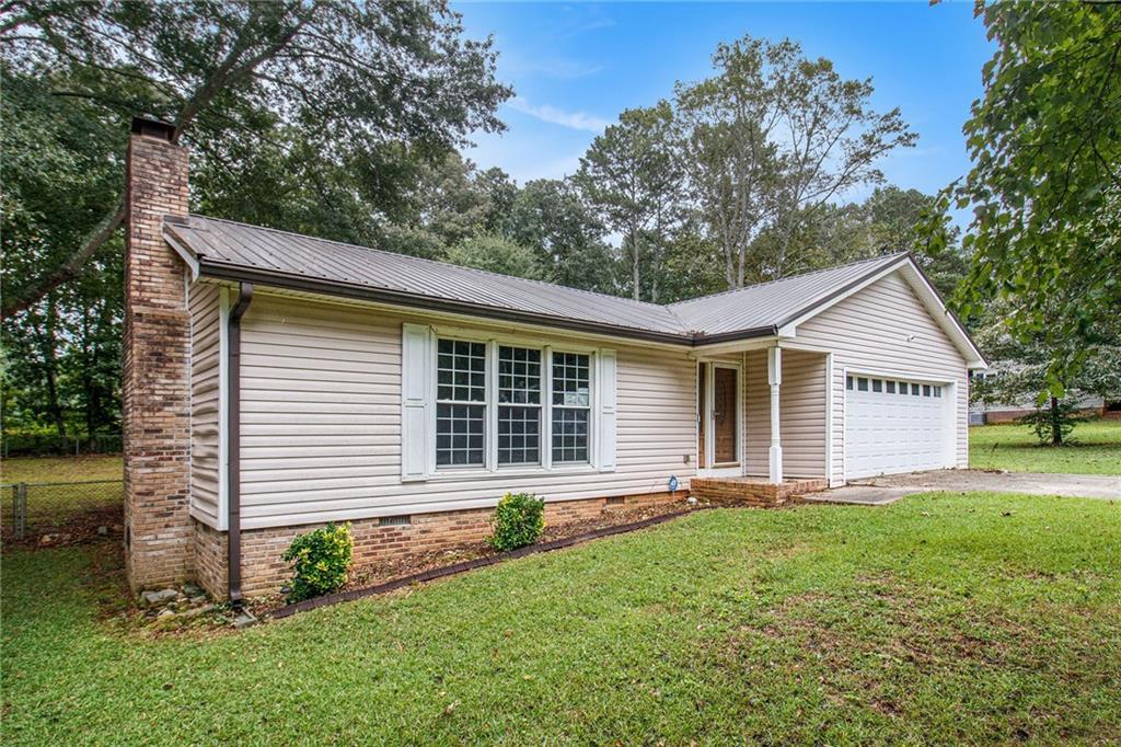 136 Jennifer Ln., Carrollton, GA 30116