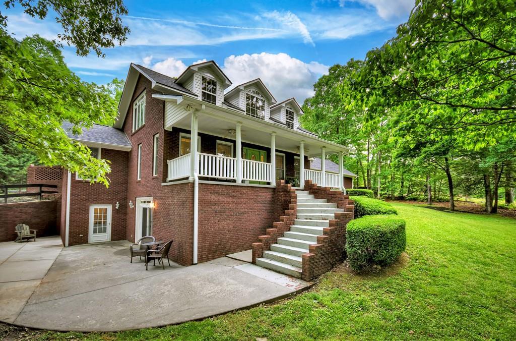 76 White Oak Dr., Blue Ridge, GA 30513