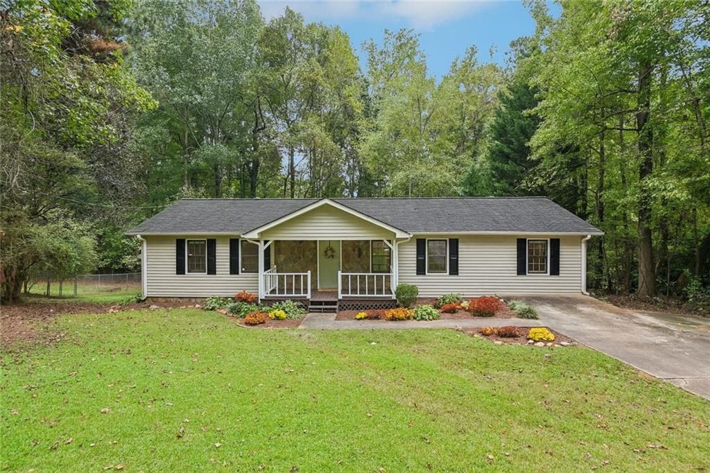 3735 Stonewall Dr., Kennesaw, GA 30152