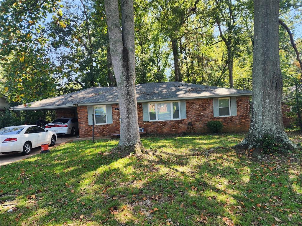 1326 Oakdale Dr., Griffin, GA 30224