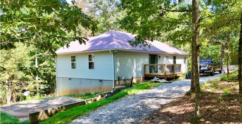 4368 Ed Henson Rd., Gainesville, GA 30506