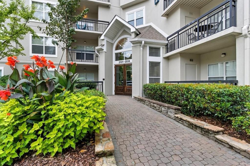 2405 River Green Dr., Atlanta, GA 30327