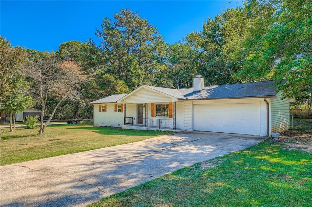 4229 Clearview Dr., Douglasville, GA 30134
