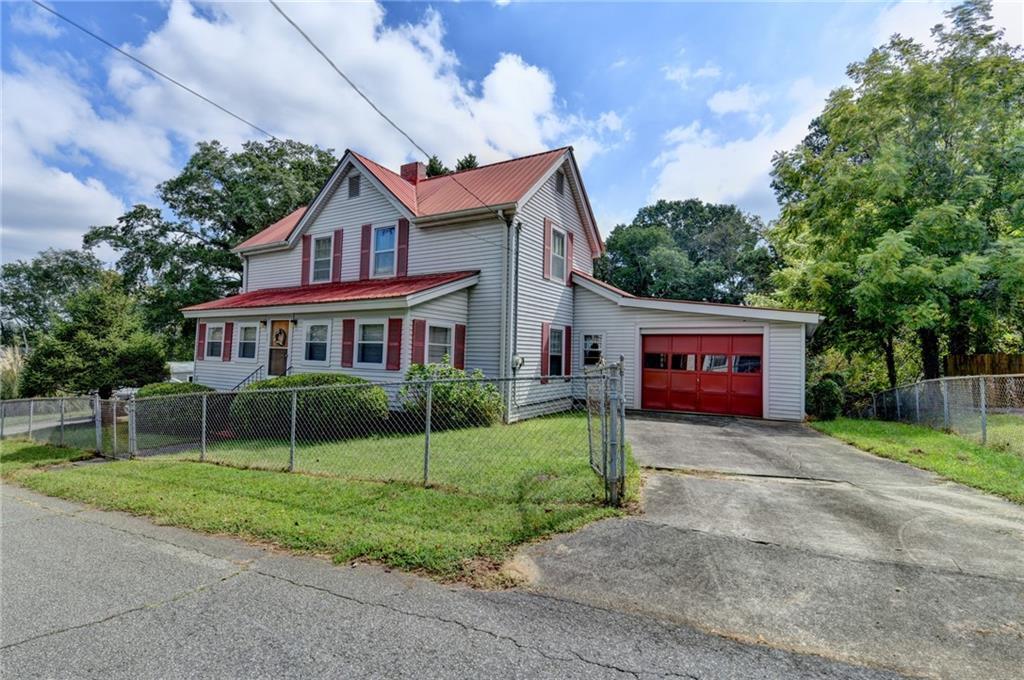 37 Spring St., Gainesville, GA 30501