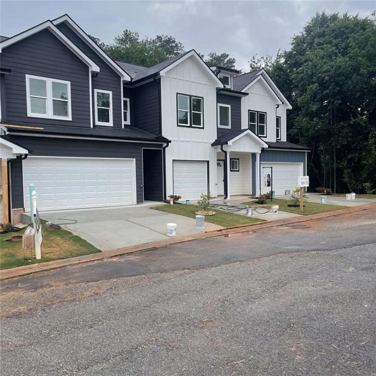 4011 Redan Rd. #8, Stone Mountain, GA 30083