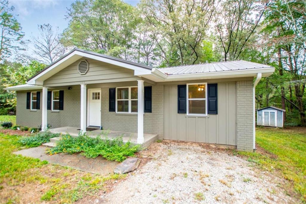 367 Frashier Rd., Carrollton, GA 30116