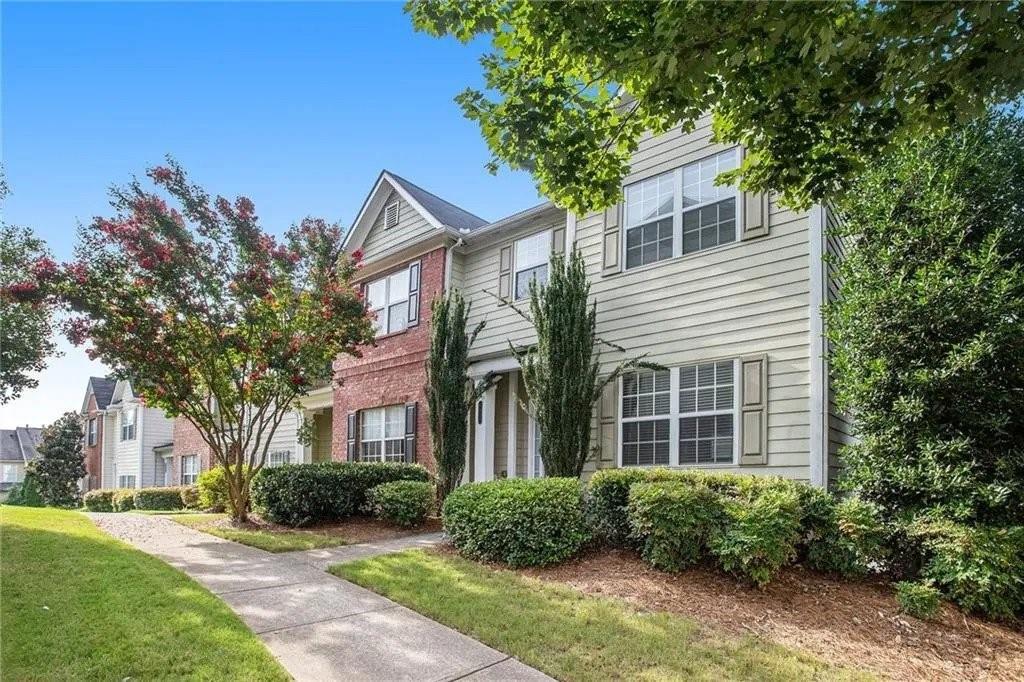 1427 Bay Overlook Dr., Woodstock, GA 30188