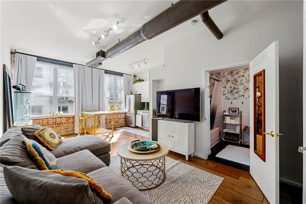 800 Peachtree St. #8601, Atlanta, GA 30308
