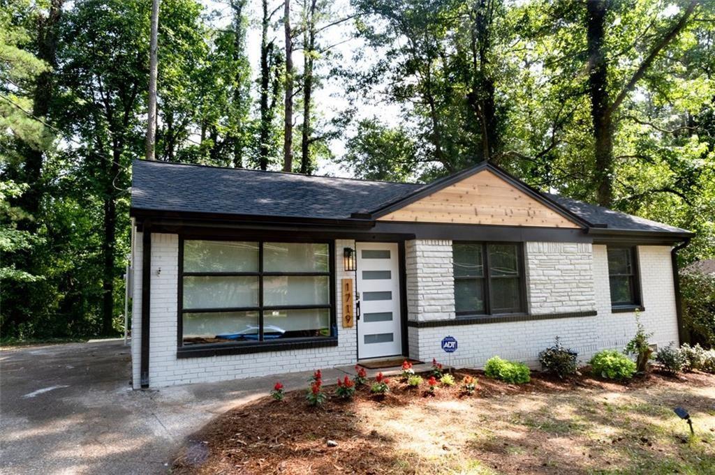 1719 San Gabriel Ave., Decatur, GA 30032