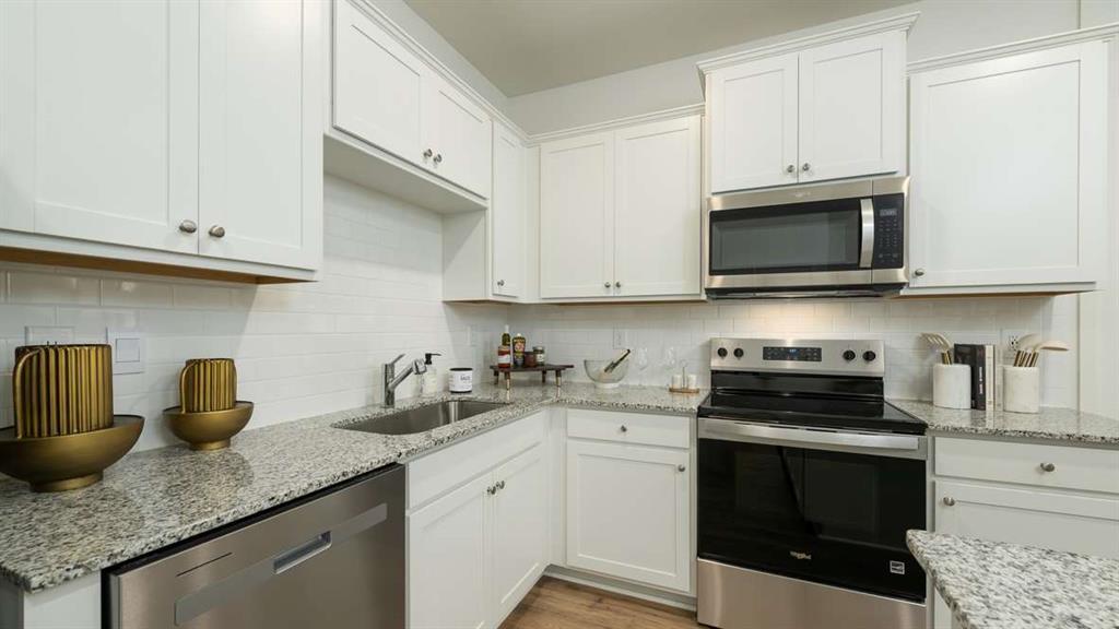 1390 Sweetshrub Pl. #28, Atlanta, GA 30318