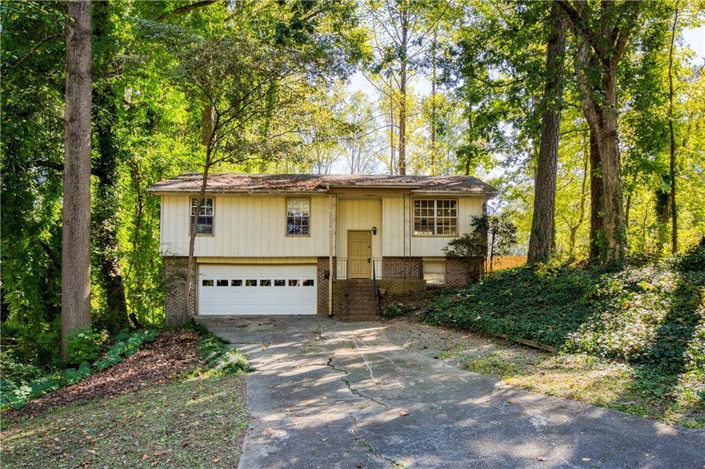 2631 Mill Ct., Atlanta, GA 30360