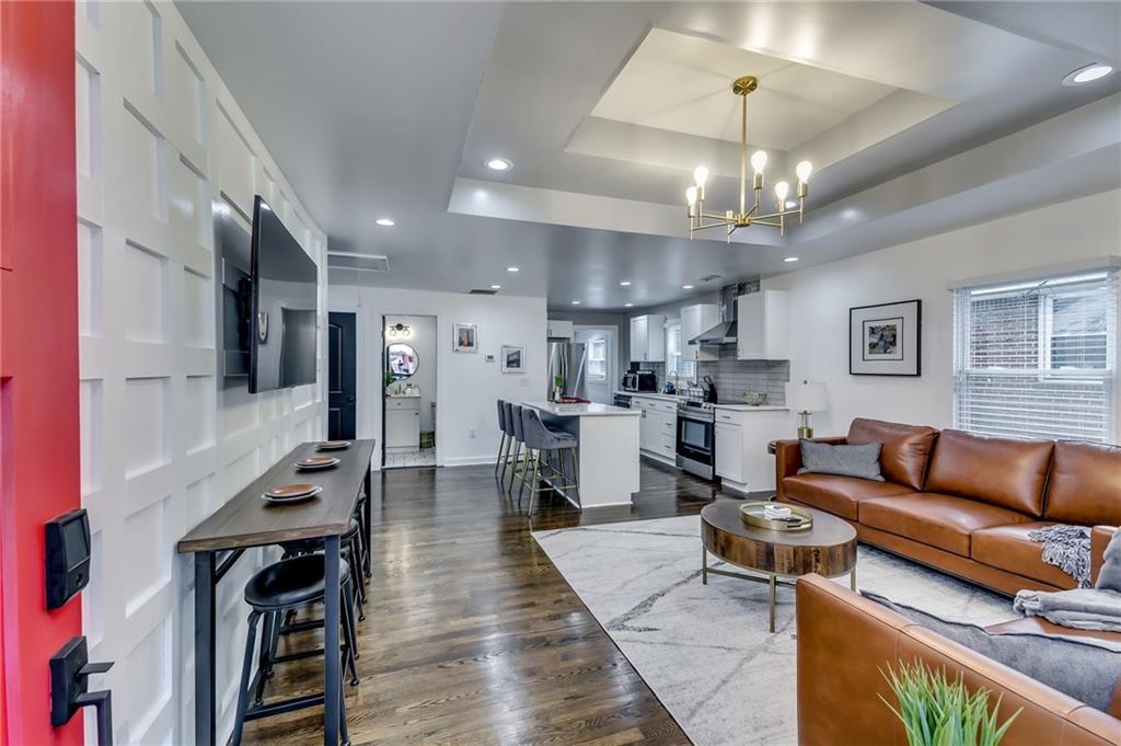 633 Ozburn Rd., Atlanta, GA 30318