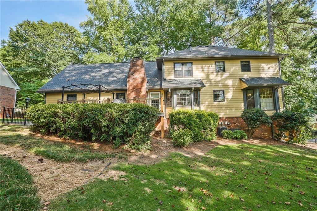 5741 Wolf Laurel Ln., Lilburn, GA 30047