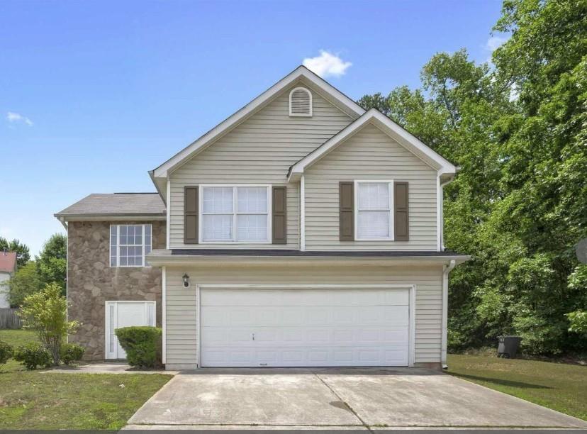 6603 Biscayne Blvd., Rex, GA 30273