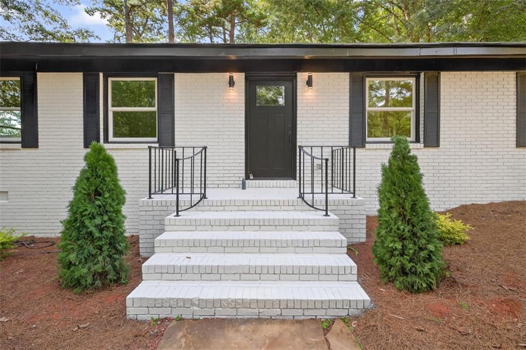 1094 B Whitfield Rd., Jefferson, GA 30549