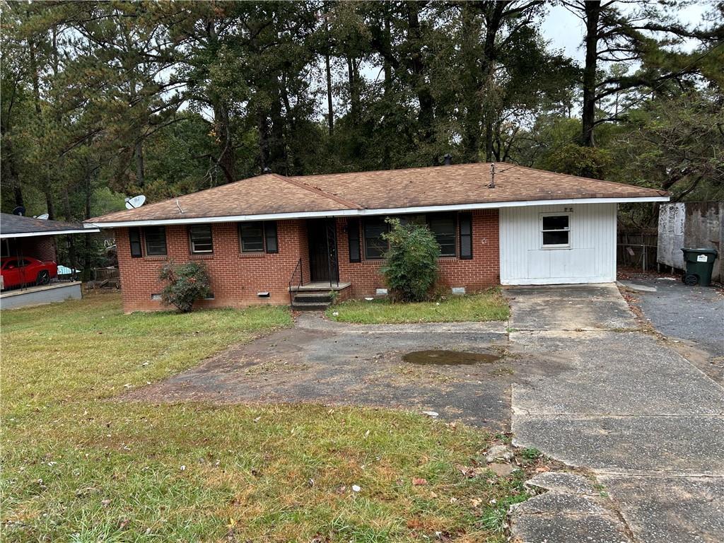 1556 Rock Cut Rd., Conley, GA 30288