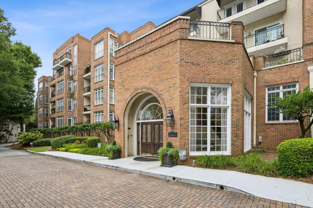 175 15th St. #201, Atlanta, GA 30309