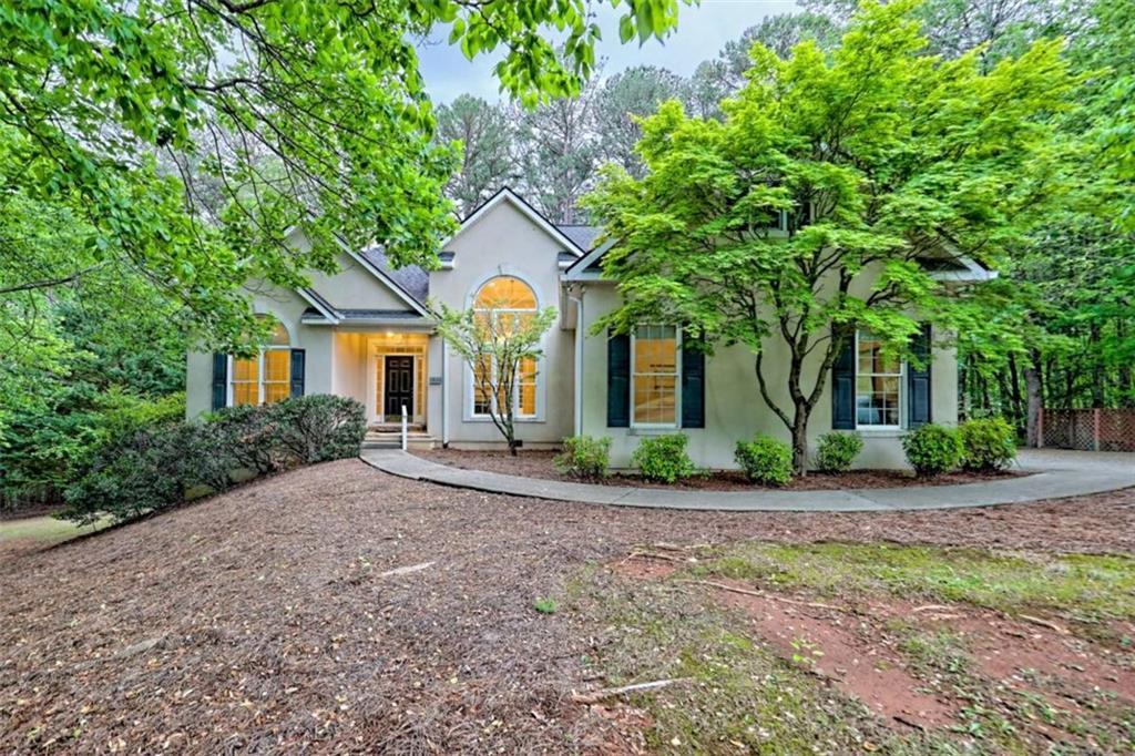 521 Crabapple Rd., Clarkesville, GA 30523