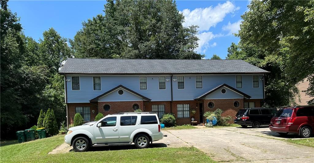 6395 Mceachern Way, Peachtree Corners, GA 30092