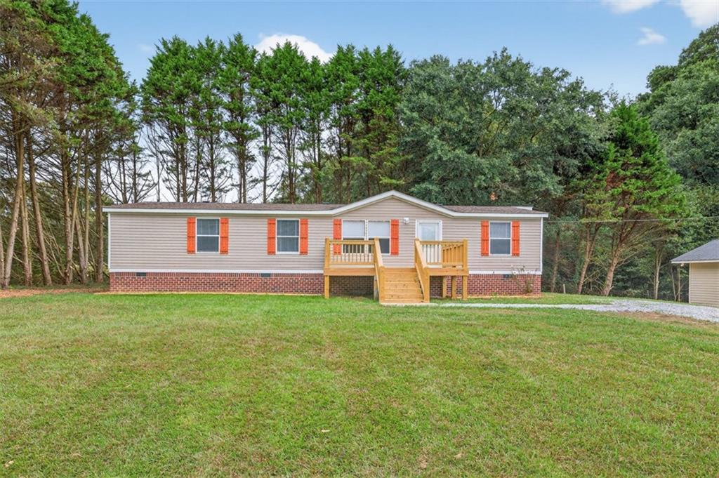 380 Thomas Rd., Martin, GA 30557