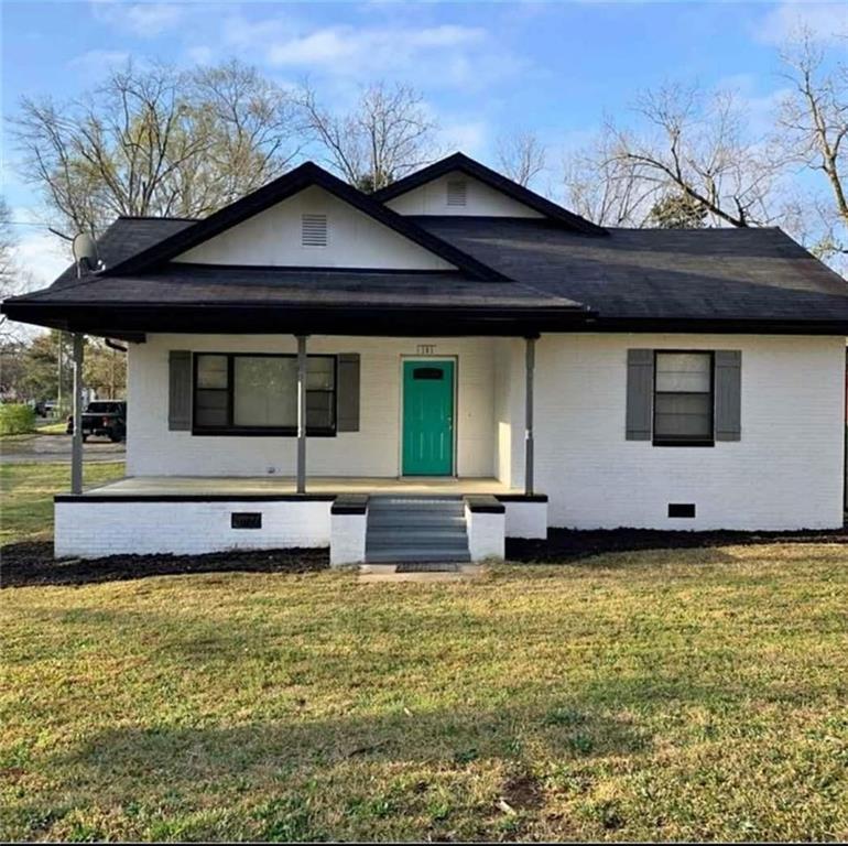 101 3rd St., Barnesville, GA 30204