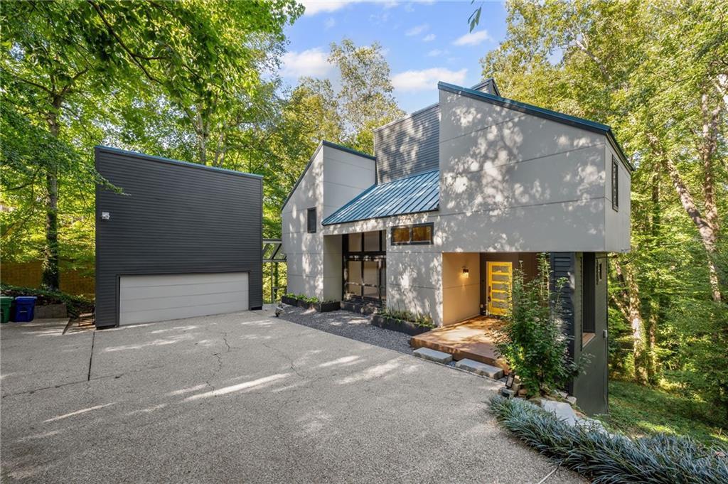2130 Starfire Dr., Atlanta, GA 30345