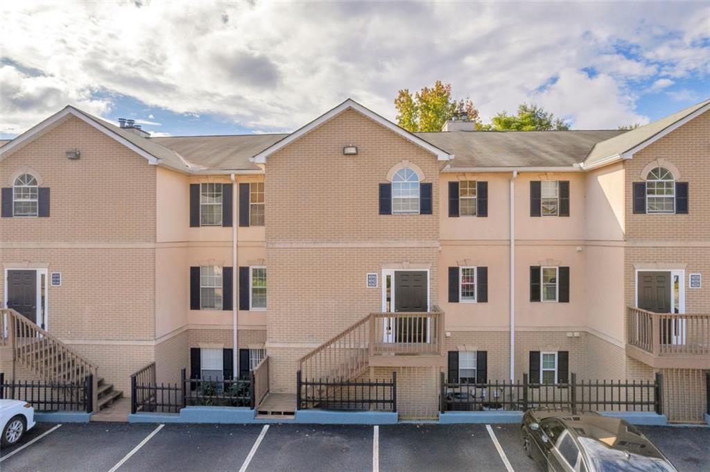 4042 Stillwater Dr., Duluth, GA 30096