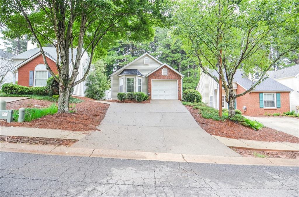 204 Chelsea Ct., Woodstock, GA 30189