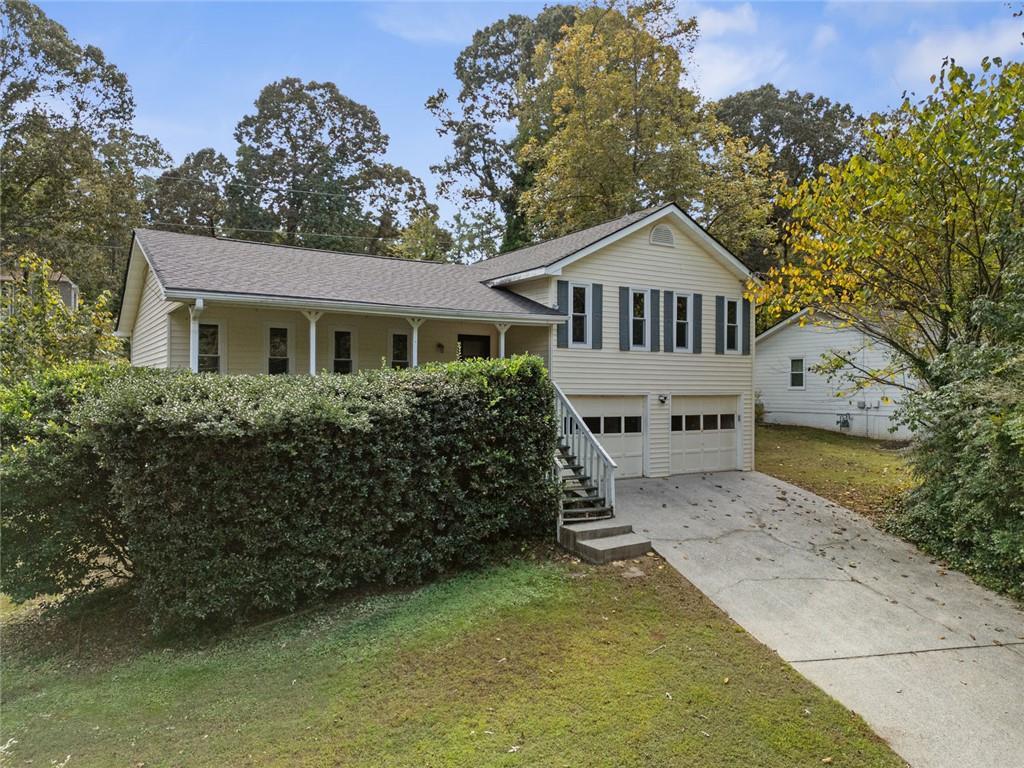 2612 Marcia Dr., Lawrenceville, GA 30044