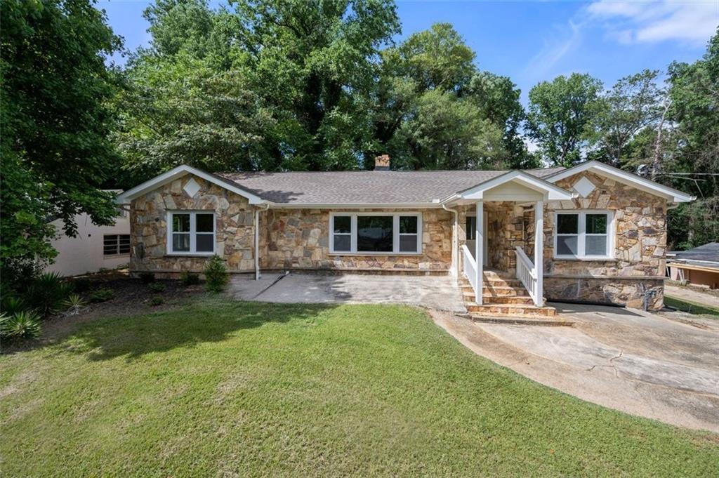 1721 Hortense Pl., Atlanta, GA 30318
