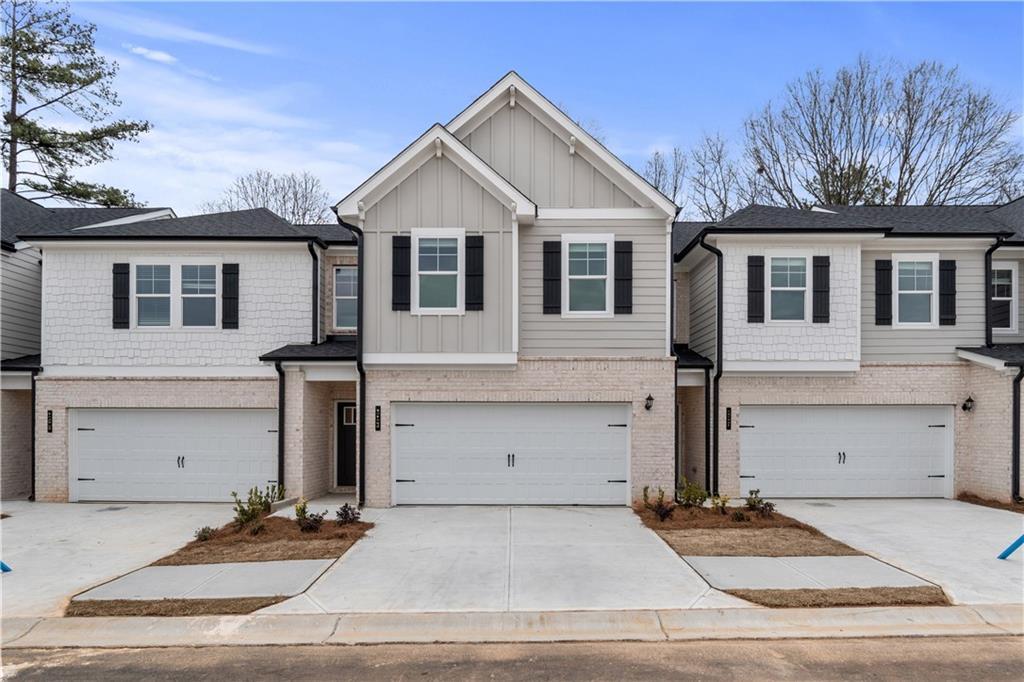 608 Treasure Dr., Stockbridge, GA 30281
