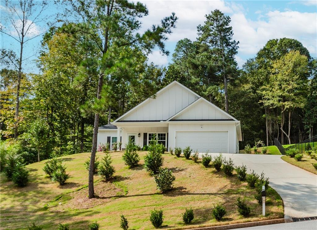 92 Belmont Park Dr., Commerce, GA 30529