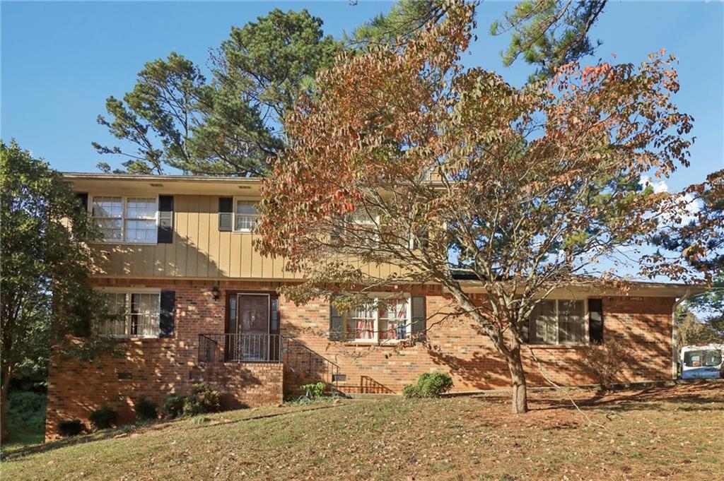467 Oroarke Dr., Stone Mountain, GA 30088