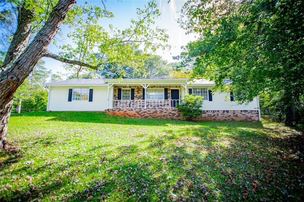 2349 Shire Ct., Austell, GA 30106