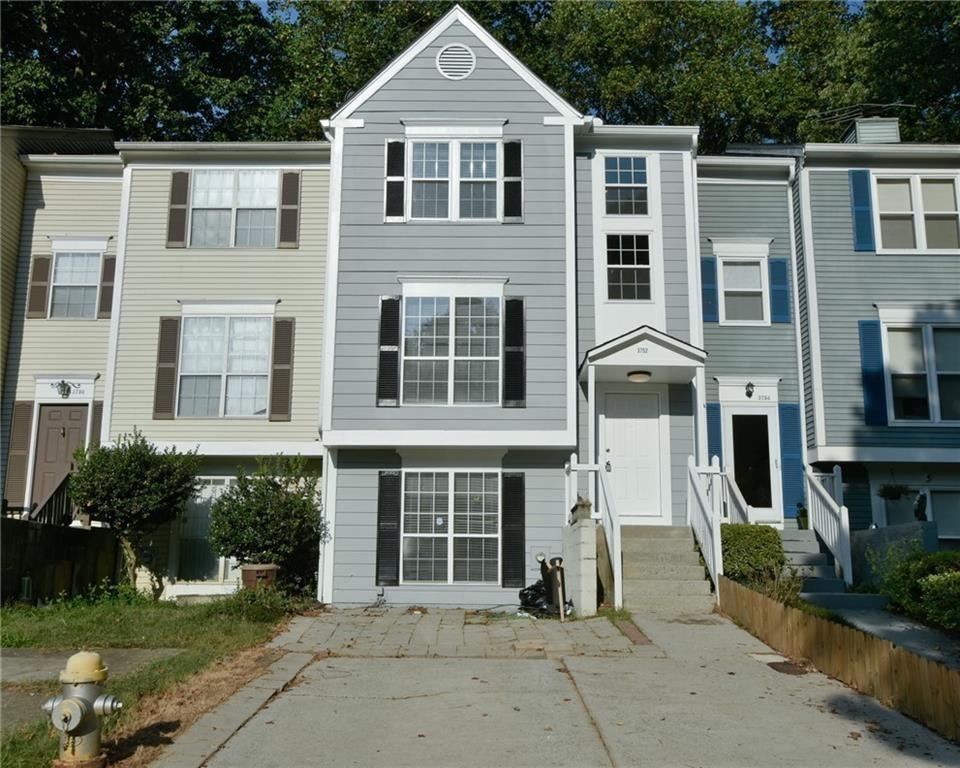 3752 Jamestown Ct., Atlanta, GA 30340