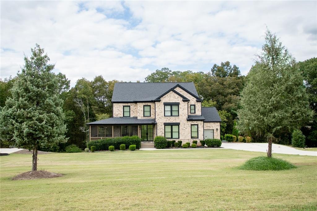 1569 Dabbs Bridge Rd., Dallas, GA 30132