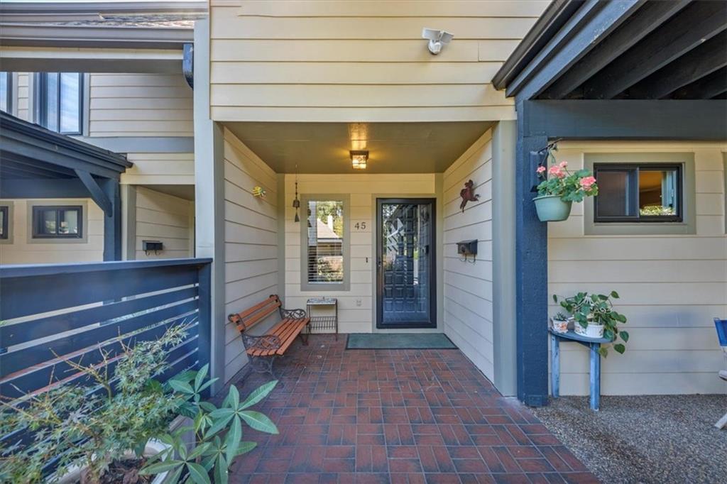 45 Forrest Pl., Atlanta, GA 30328