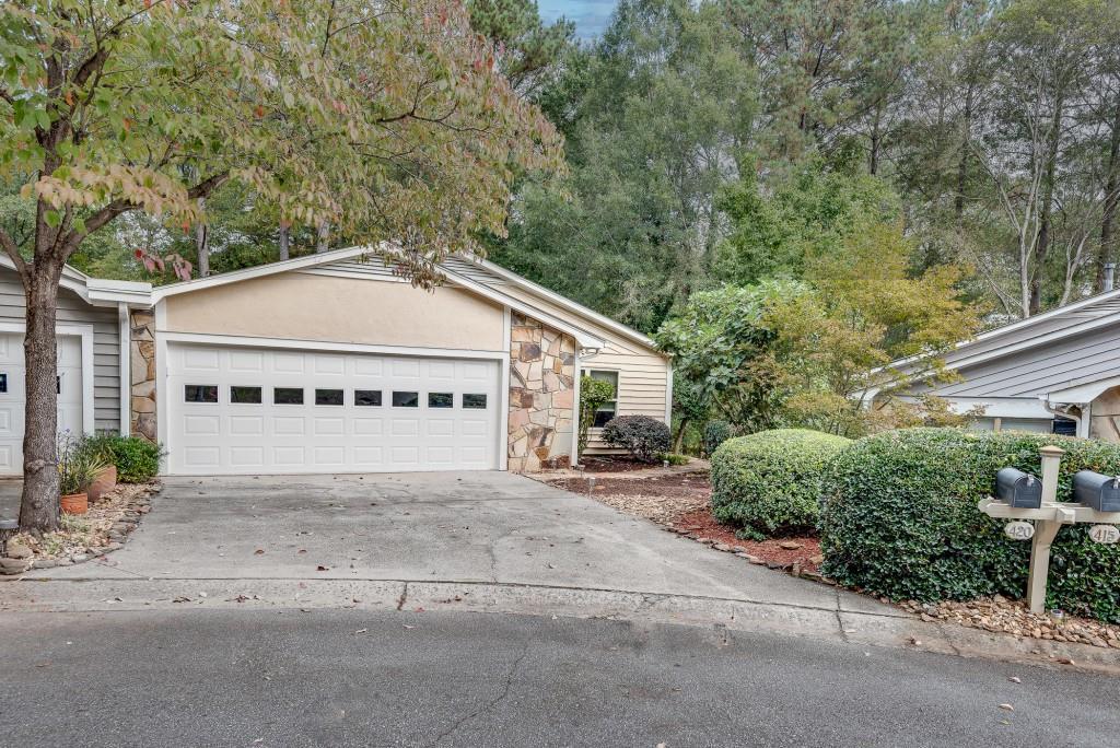 420 Sandwedge Ln., Alpharetta, GA 30022