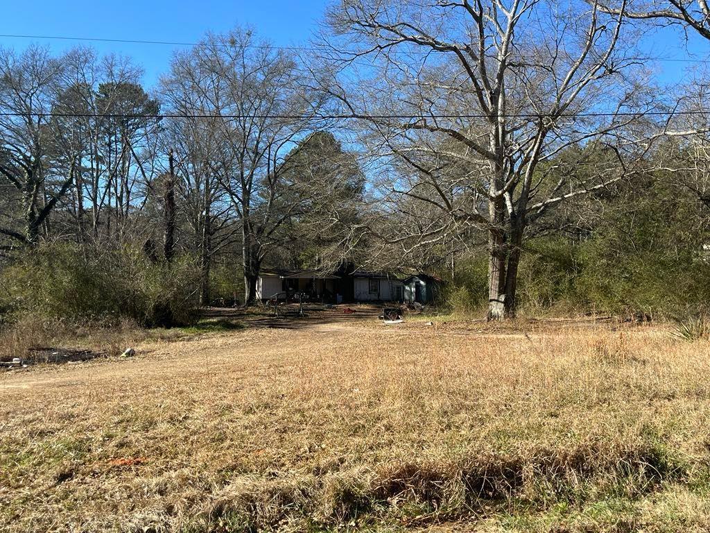 981 Youngs Mill Rd., Kingston, GA 30145