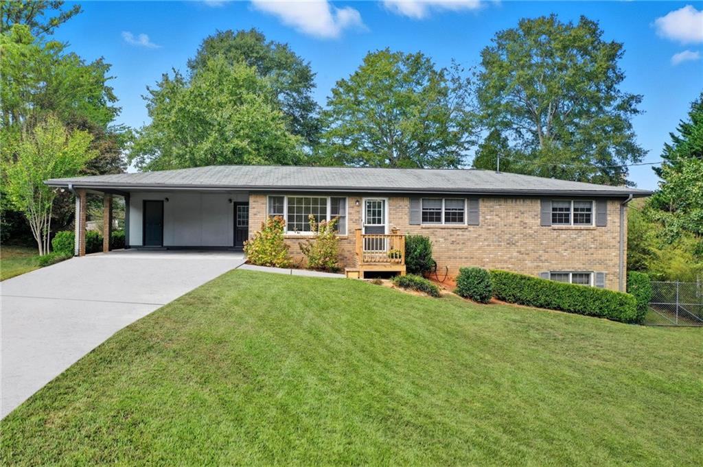 605 Embry Ln., Marietta, GA 30066