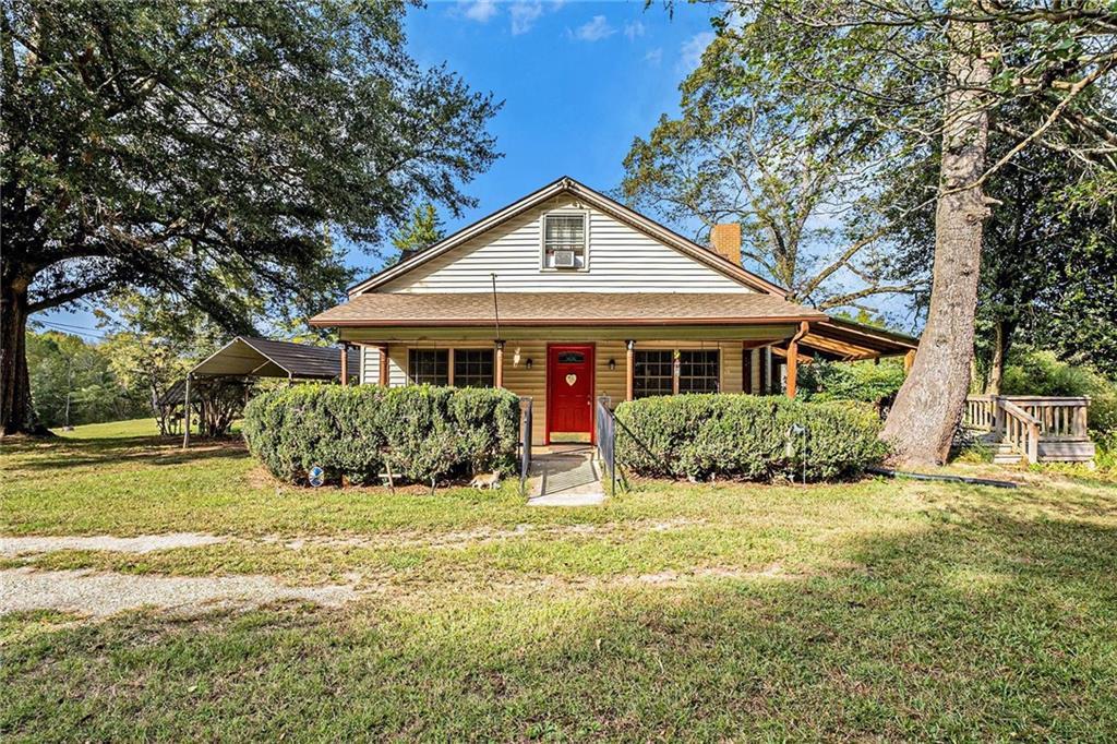 2657 Wolfpit Rd., Eastanollee, GA 30538