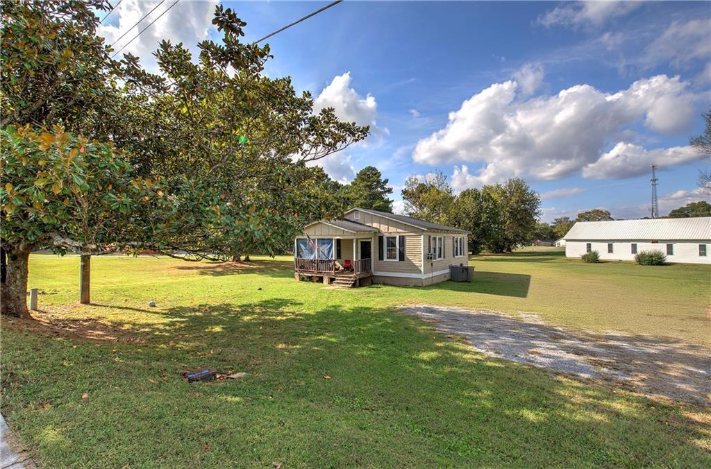 677 Poplar Springs Rd., Adairsville, GA 30103