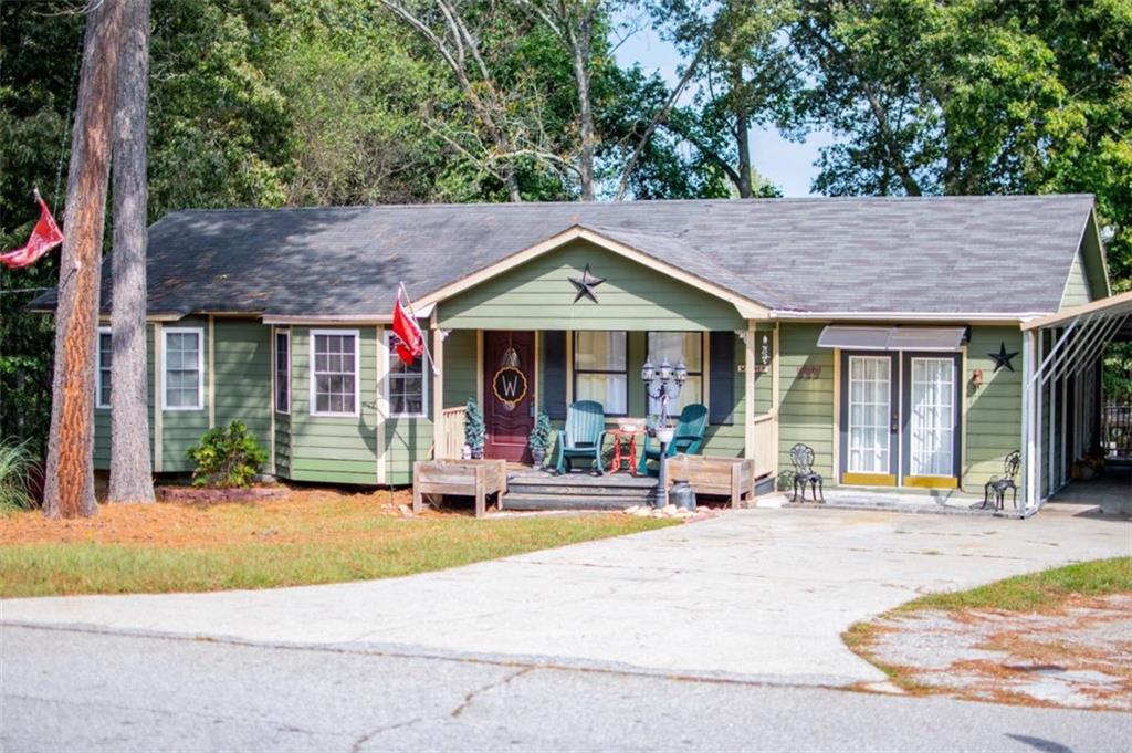162 Parkway Cir., Villa Rica, GA 30180