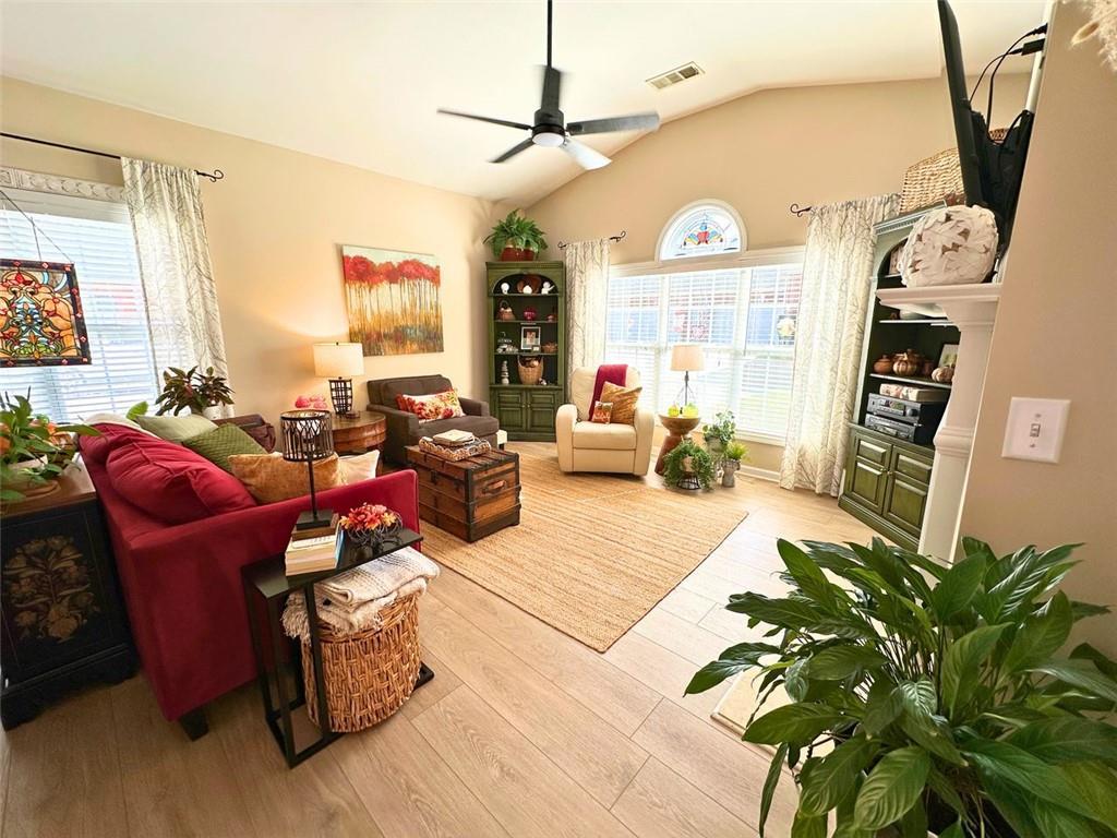 119 Holiday Rd. #202, Buford, GA 30518