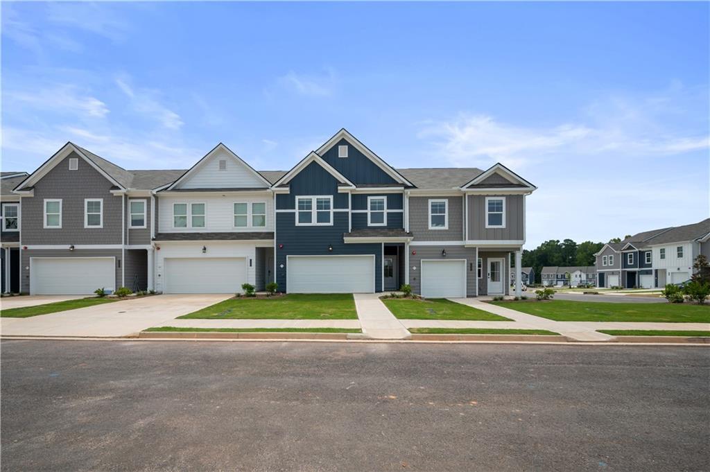 9396 Maple Grove Ln. #39, Jonesboro, GA 30238