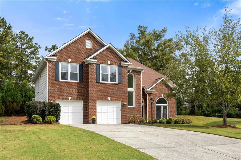 8040 Magnolia Way, Roswell, GA 30075